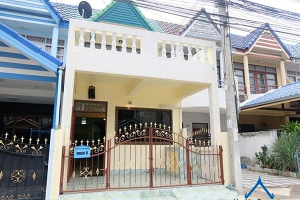 Townhouse for rent in Cha-am