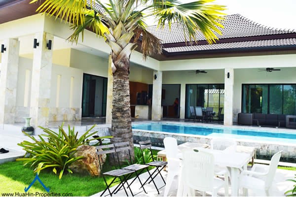 Luxury villa for rent in Huahin