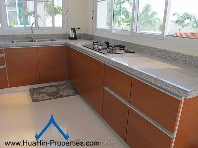 Cha-Am luxury pool villa for rent