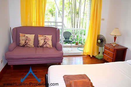 Luxury suite apartment beach front near shopping mall