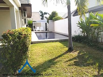 Pool Villa near Market Village for rent