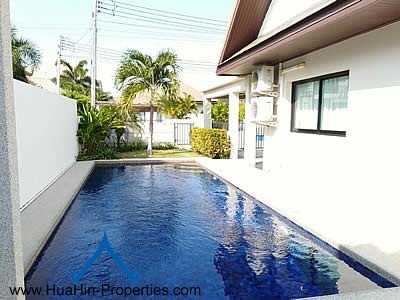 Pool Villa near Market Village for rent