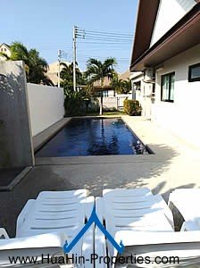 Pool Villa near Market Village for rent