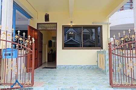 Townhouse for rent in Cha-am