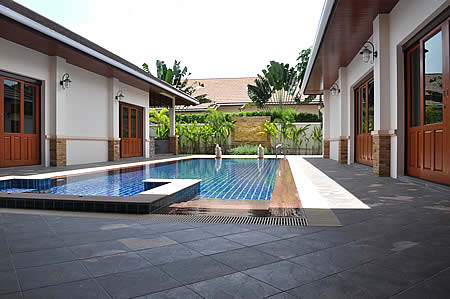 Dream house in Soi 88 for sale