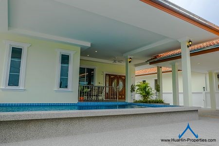 Cha Am brandnew villa for sale